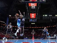 勇士NBA战胜萨克拉门托国王库里关键三分(两天后,金州勇士将在主场迎来萨克拉门托国王,这将是)